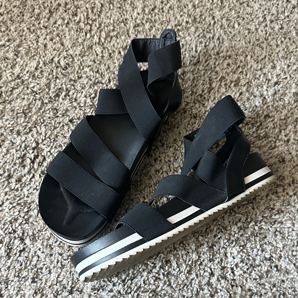 Stylish Black Strappy Sandals